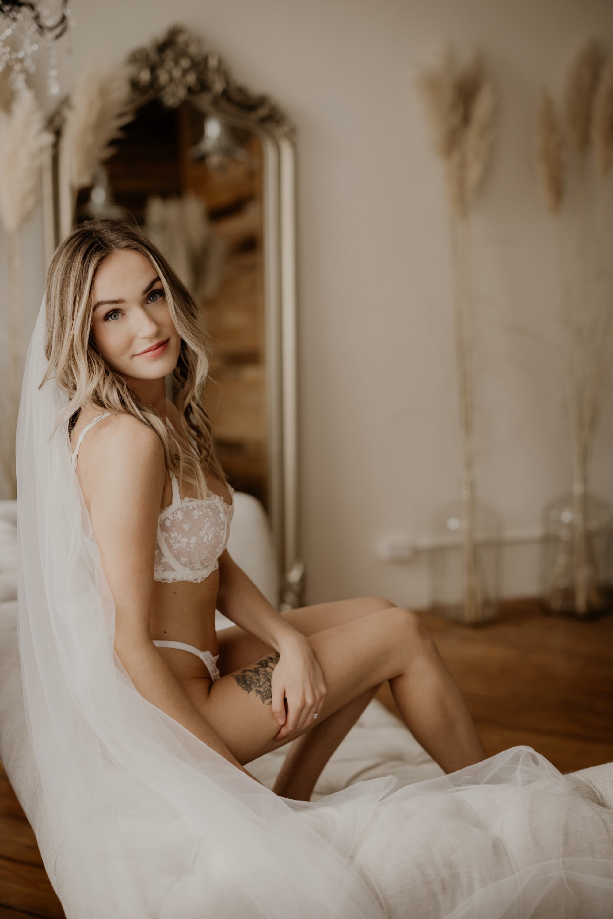 carousel-hero-element image-2