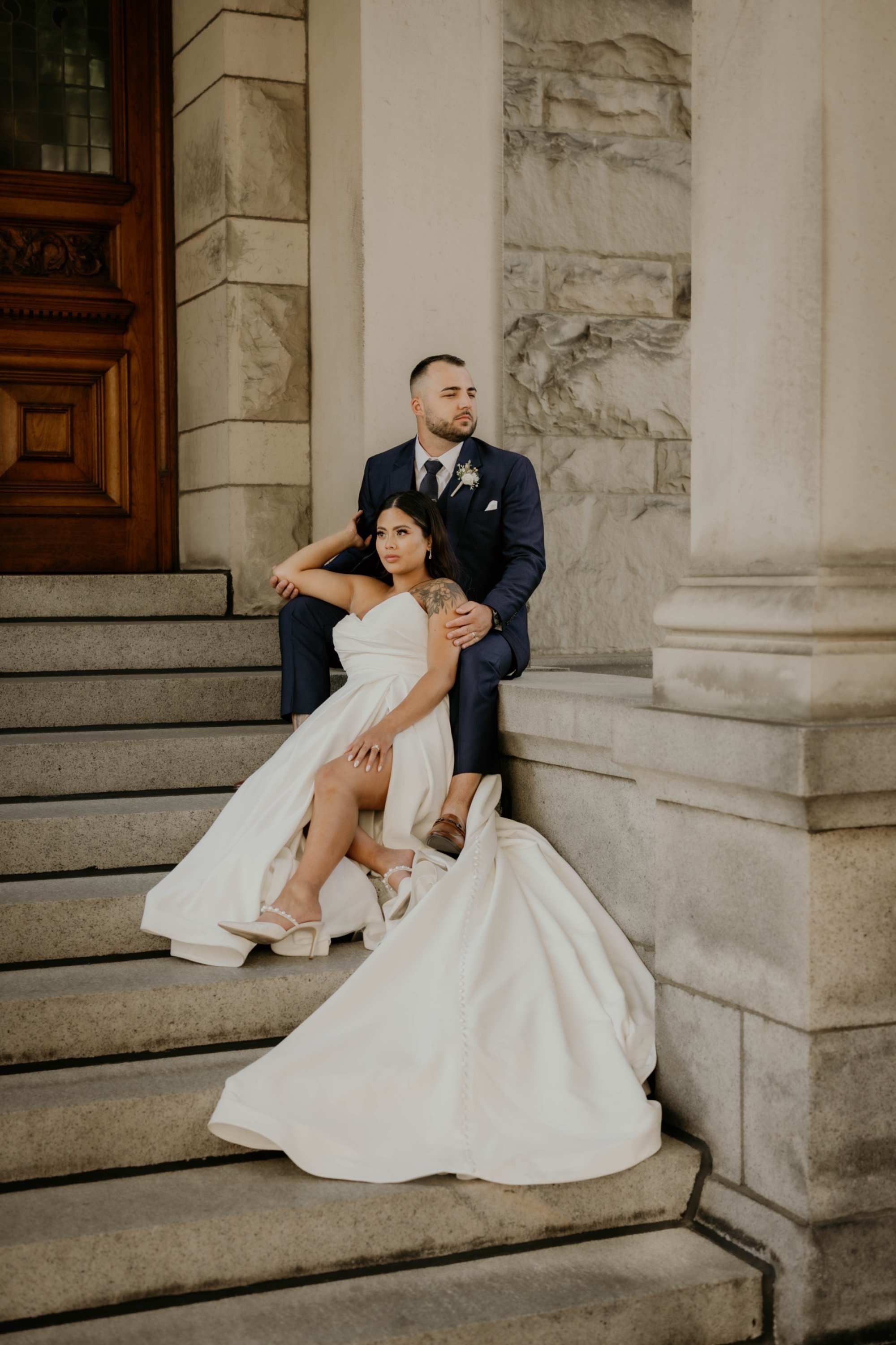 carousel-hero-element image-0